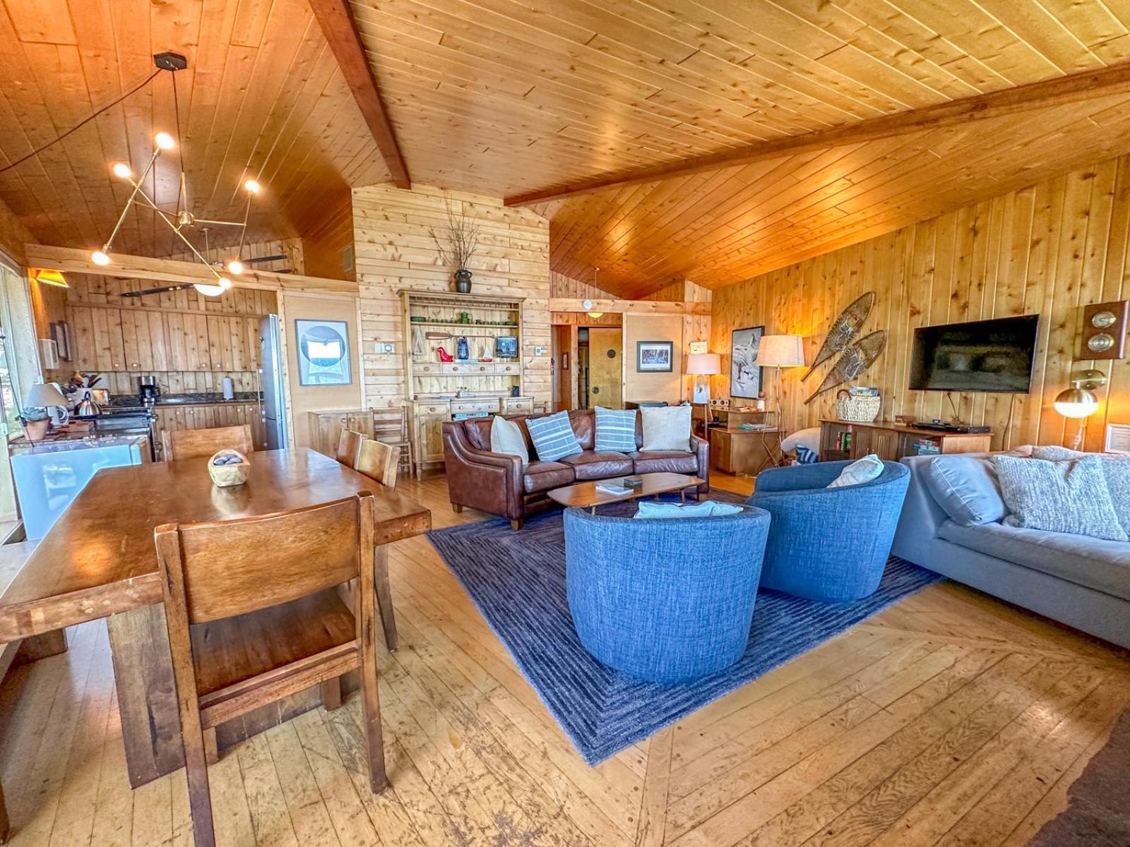 Baileys On The Lake By Cascade Vacation Rentals Латсен Екстер'єр фото