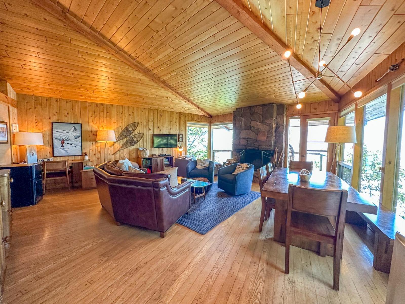 Baileys On The Lake By Cascade Vacation Rentals Латсен Екстер'єр фото