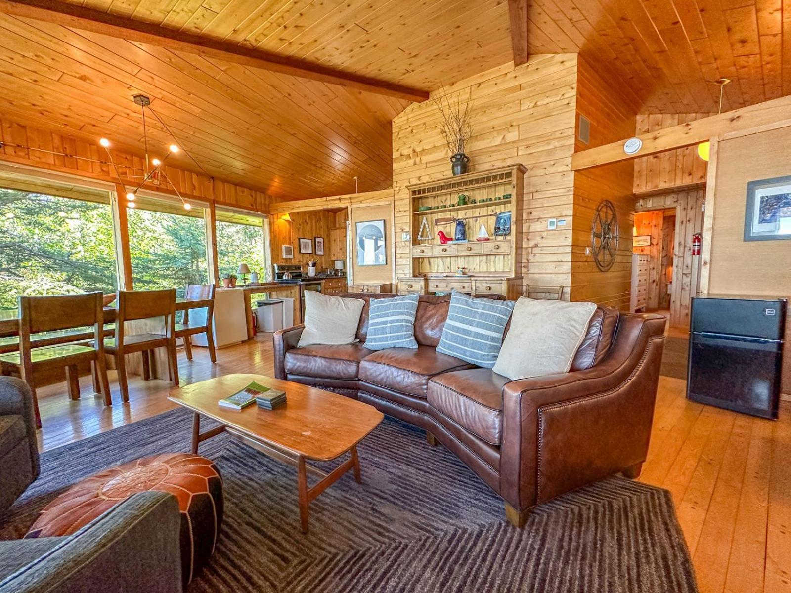 Baileys On The Lake By Cascade Vacation Rentals Латсен Екстер'єр фото